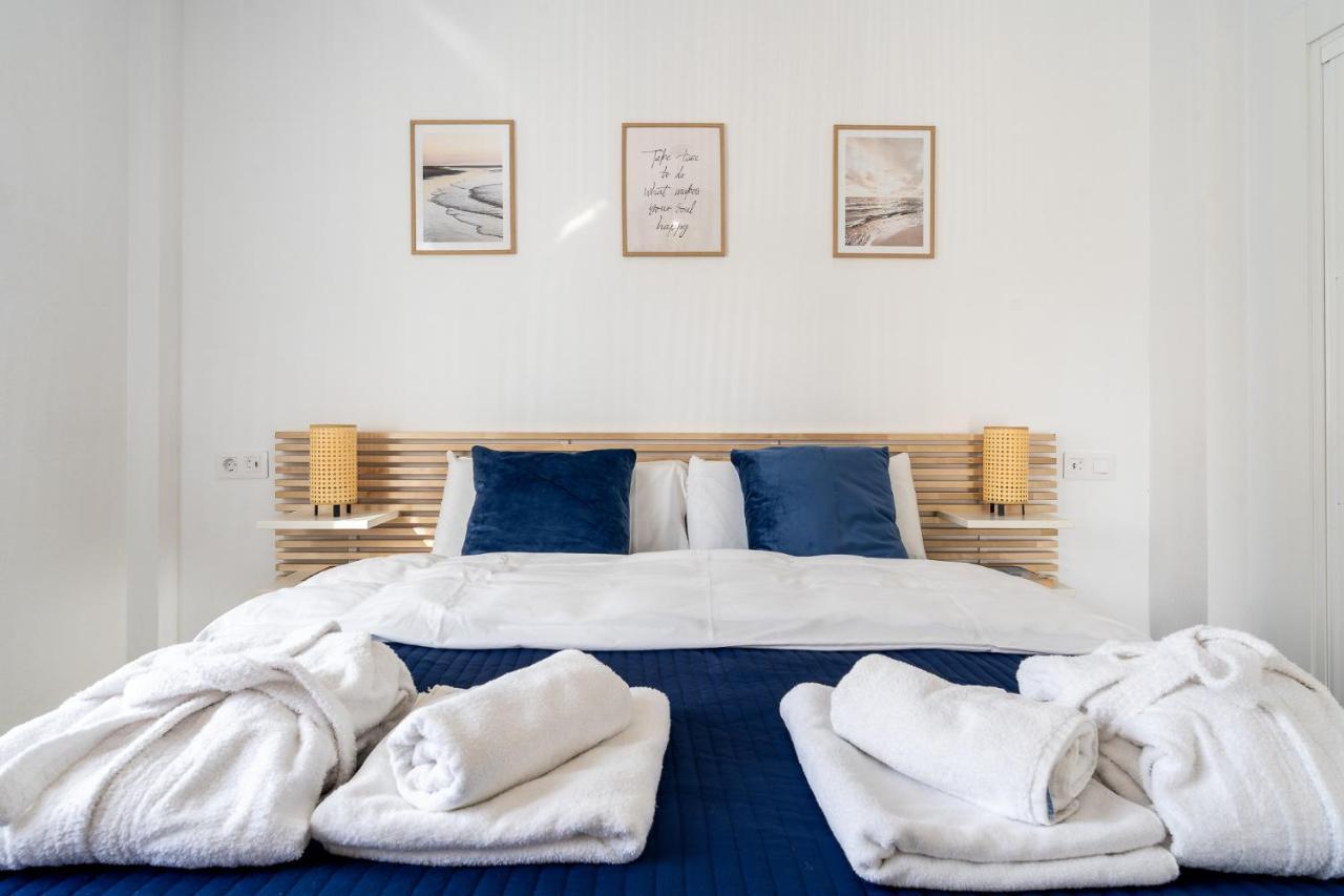 Sea View 2 Bedroom Apartment 2 Min Away From The Beach Torremolinos Ngoại thất bức ảnh