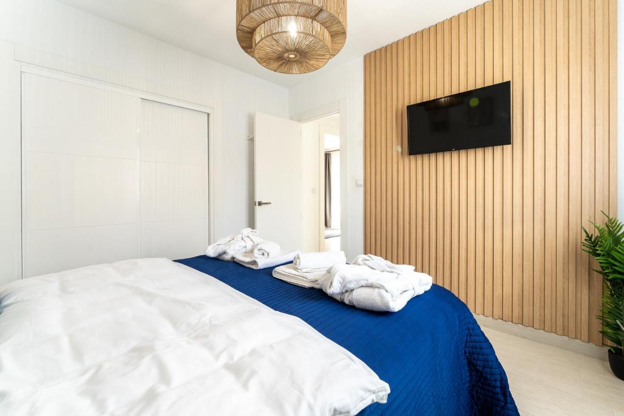 Sea View 2 Bedroom Apartment 2 Min Away From The Beach Torremolinos Ngoại thất bức ảnh