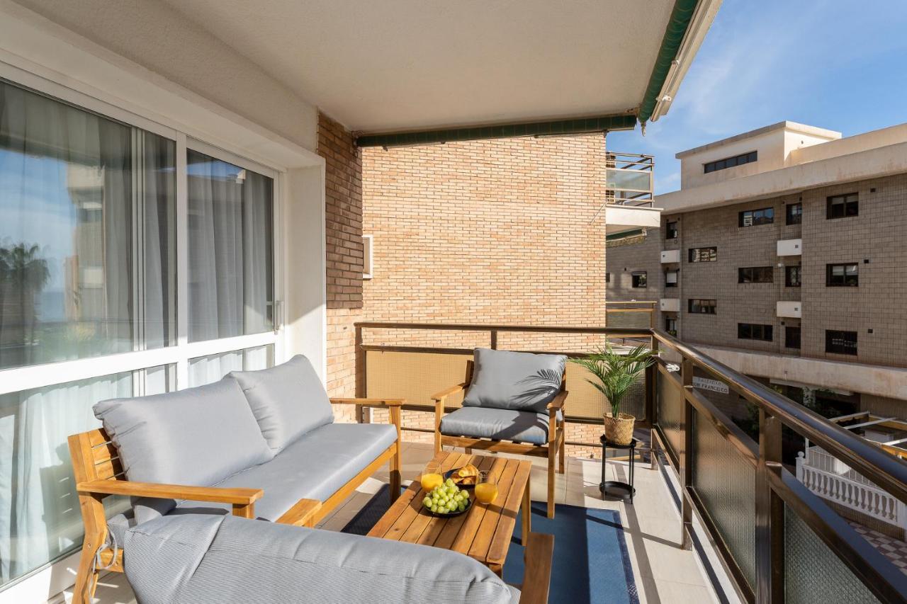 Sea View 2 Bedroom Apartment 2 Min Away From The Beach Torremolinos Ngoại thất bức ảnh
